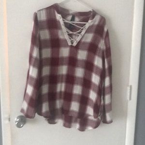 Long sleeved super soft top.